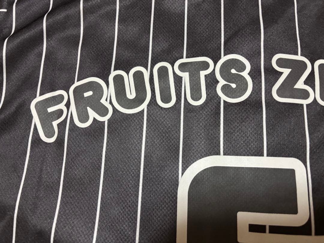 フルーツジッパー　fruits zipper 黒　ユニフォーム