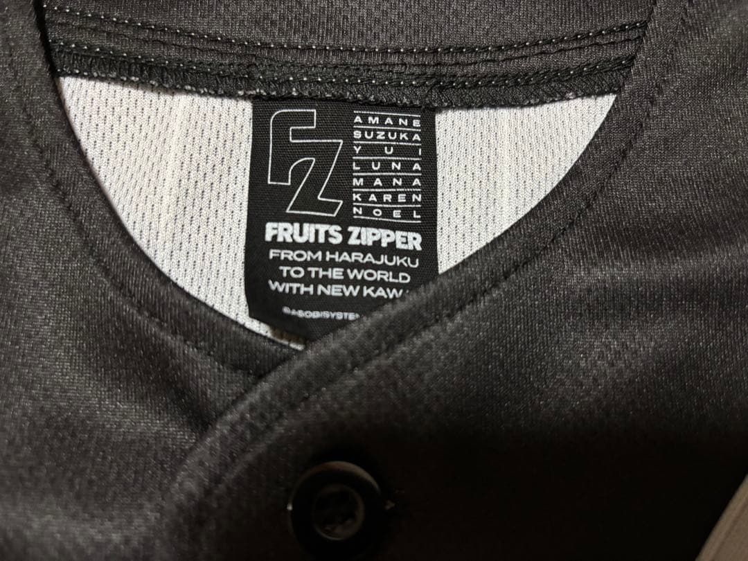 フルーツジッパー　fruits zipper 黒　ユニフォーム
