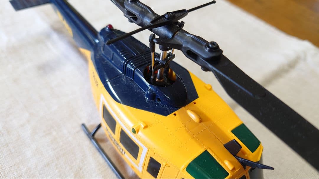 RC ERA【C032】1:48　UH-1ラジコンヘリコプター