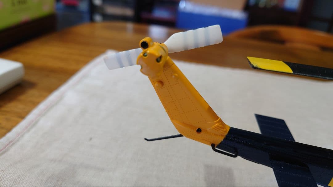 RC ERA【C032】1:48　UH-1ラジコンヘリコプター