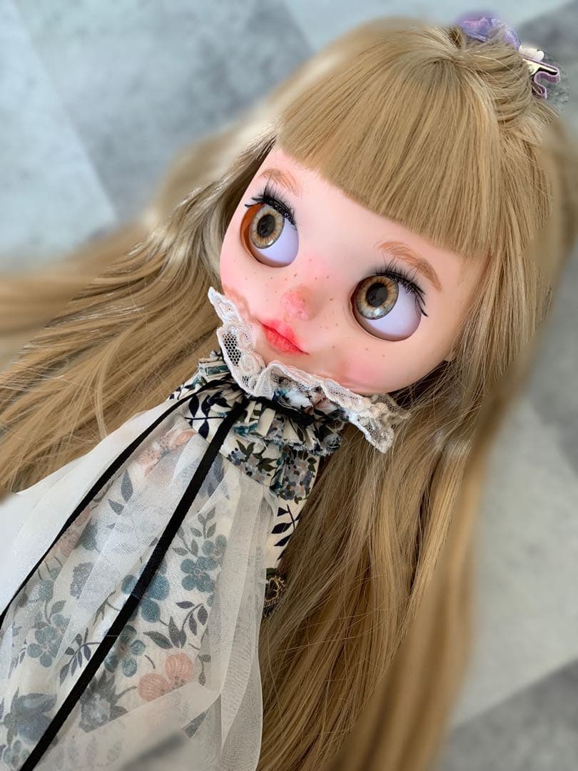 元旦価格　ネオサイズ　カスタムアイシードール