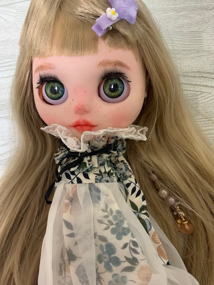 元旦価格　ネオサイズ　カスタムアイシードール