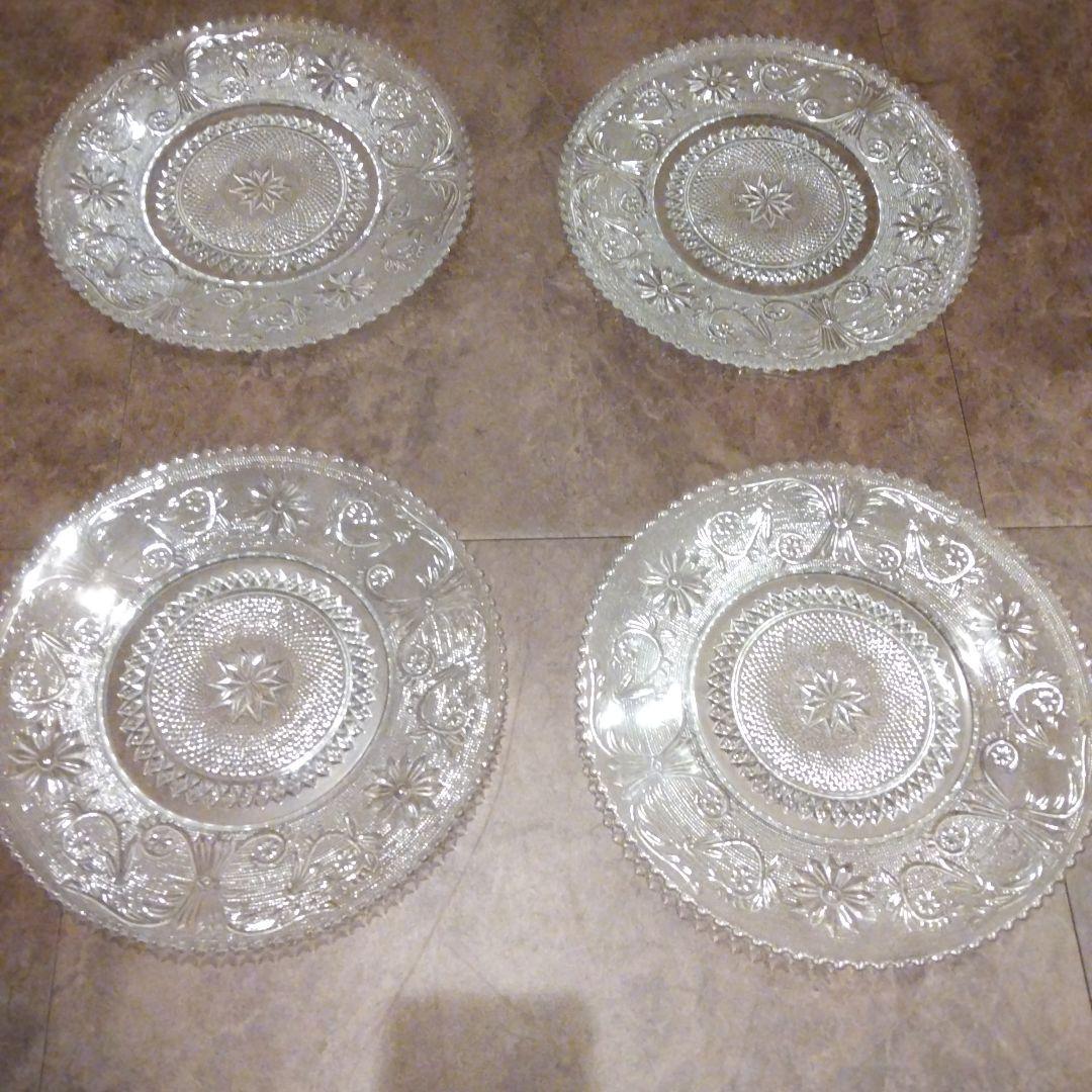 ダンカン＆ミラー社のクリスタルプレート４枚セット