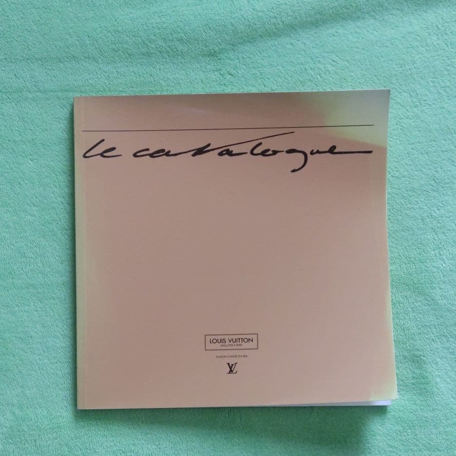 1988年版　ルイヴィトンのバッグ&シルクスカーフカタログ