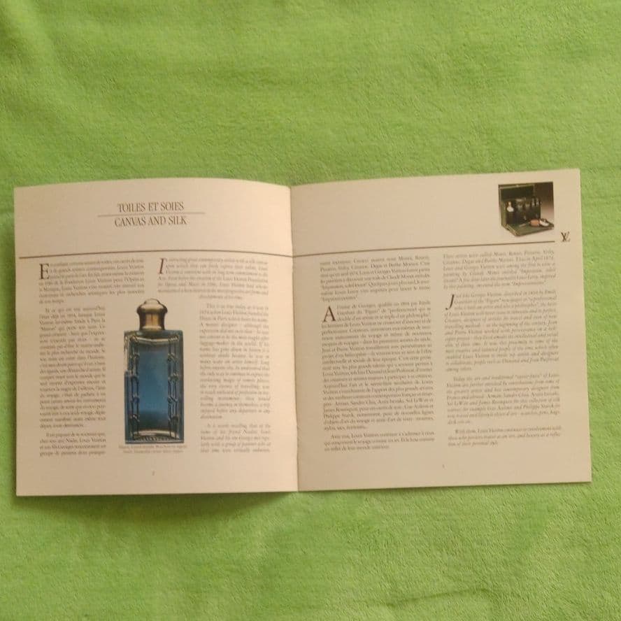 1988年版　ルイヴィトンのバッグ&シルクスカーフカタログ