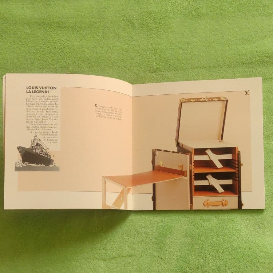 1988年版　ルイヴィトンのバッグ&シルクスカーフカタログ
