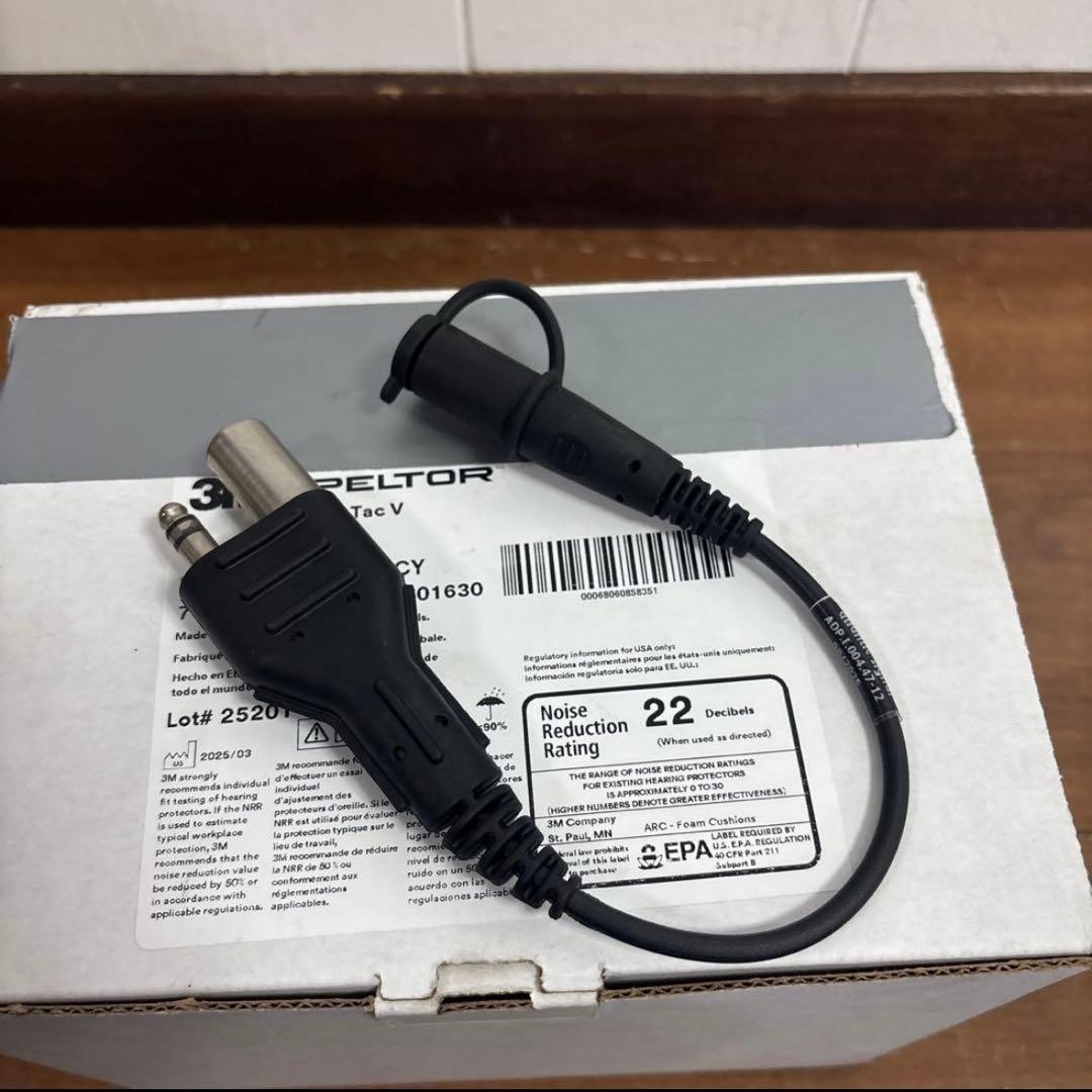 未使用品　米軍実物　PELTOR COMTAC V PTTスイッチ付き　送料無料