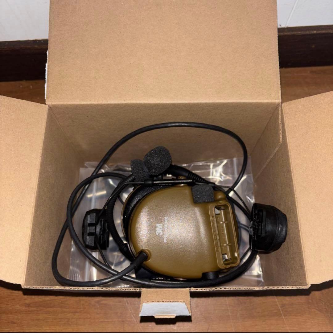 未使用品　米軍実物　PELTOR COMTAC V PTTスイッチ付き　送料無料