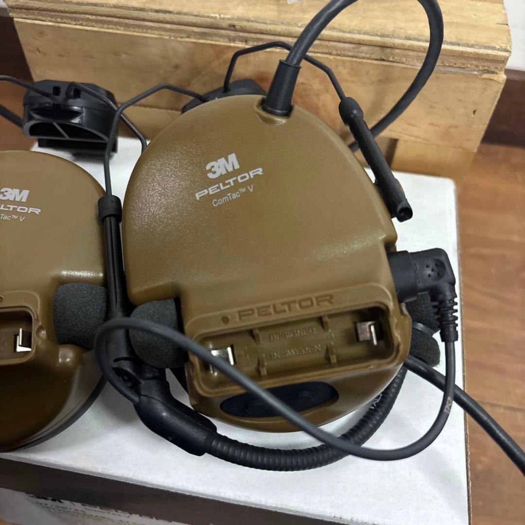 未使用品　米軍実物　PELTOR COMTAC V PTTスイッチ付き　送料無料