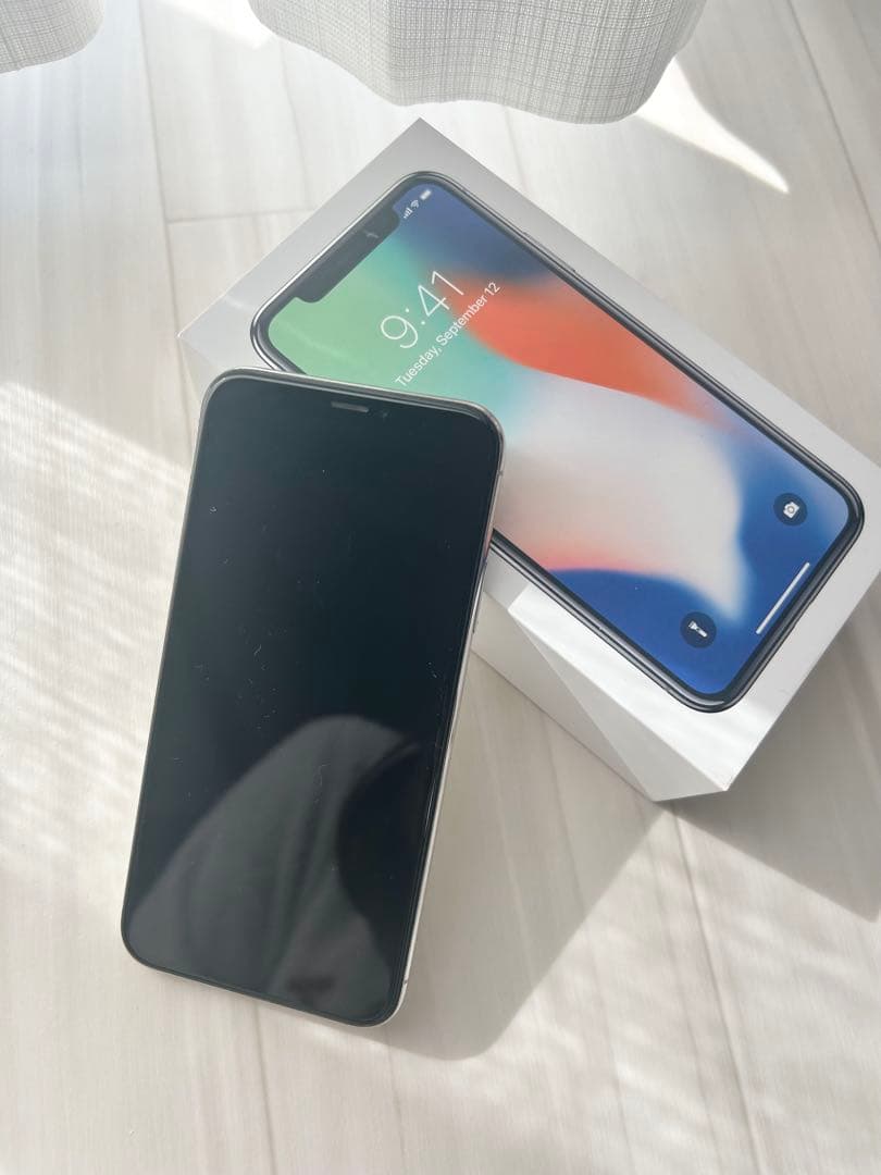 【美品】iPhone X 256GB SIMフリー