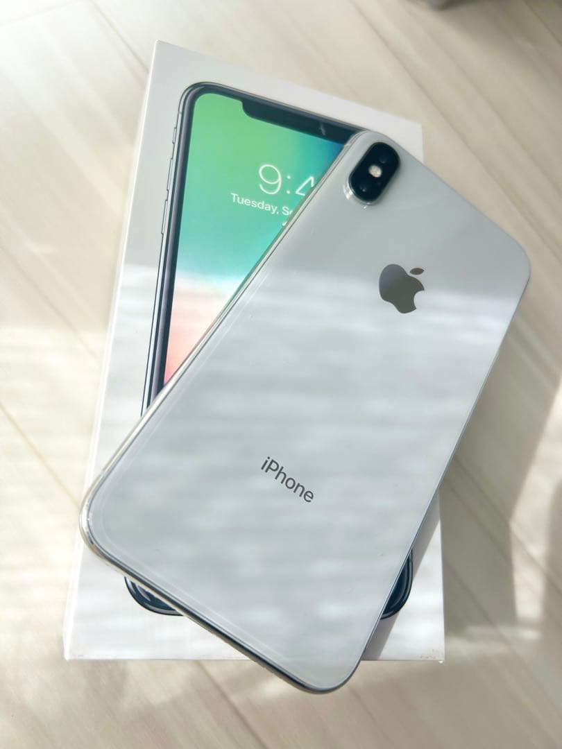 【美品】iPhone X 256GB SIMフリー