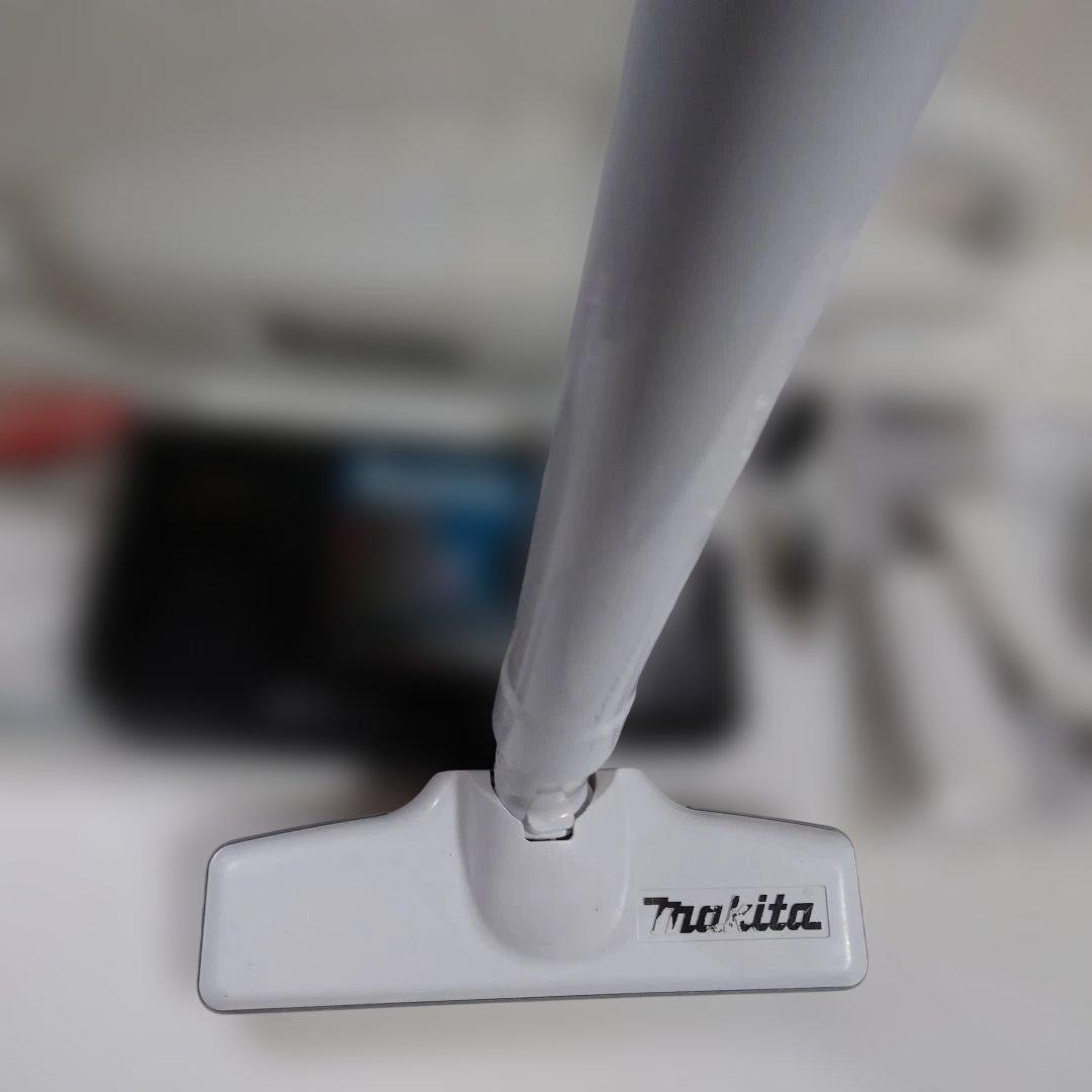 マキタ・CL107FD スティッククリーナー付属品多数