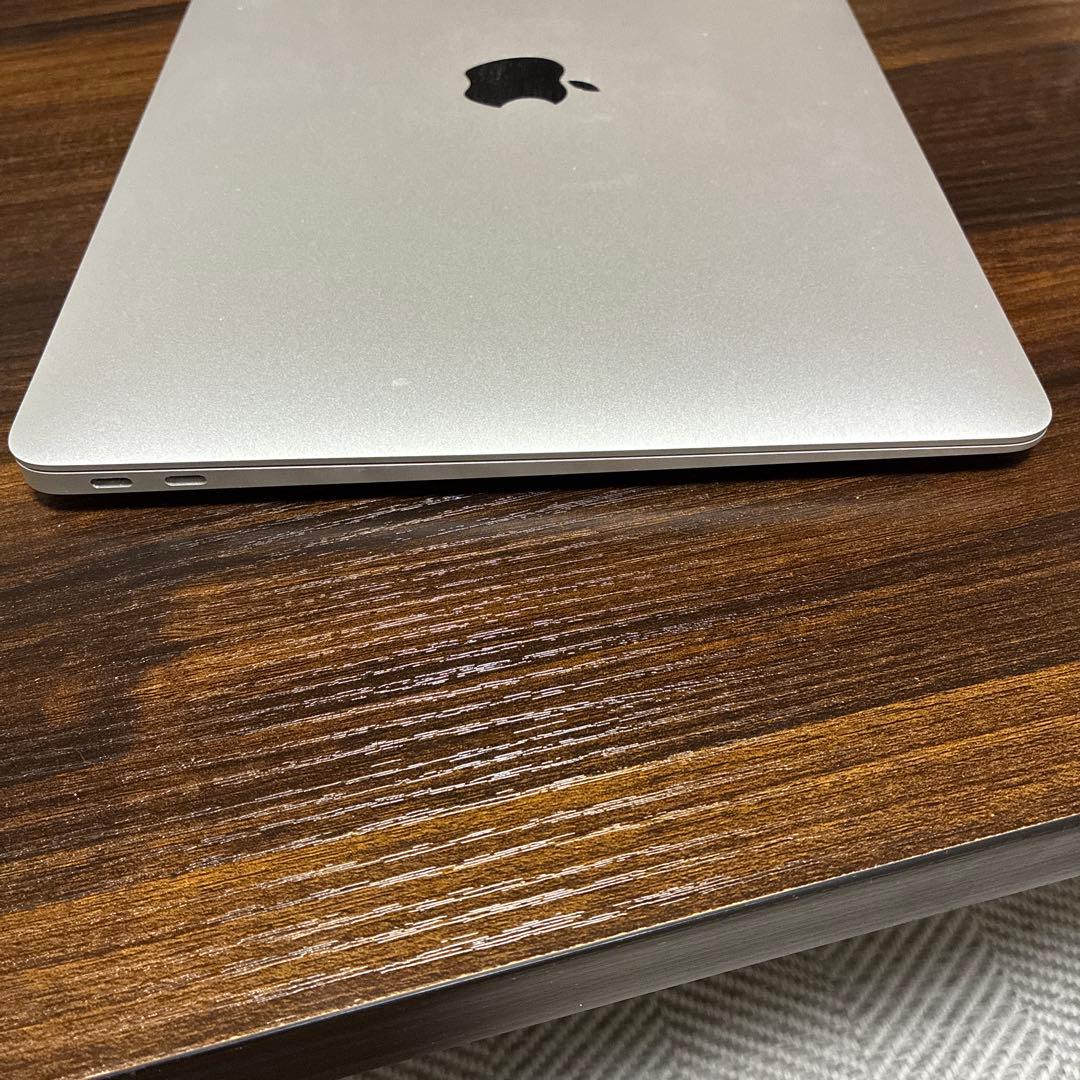 MacBook Air M1 13インチ 8GB/256GB シルバー