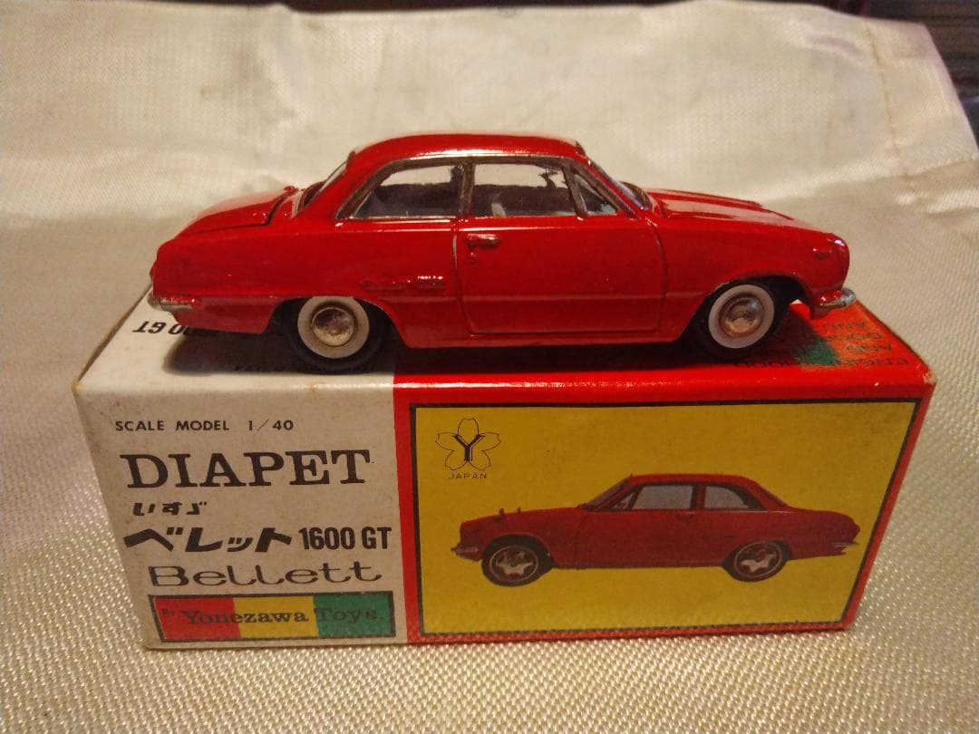 DIAPET ベレット 1600 GT 赤 1/40スケール