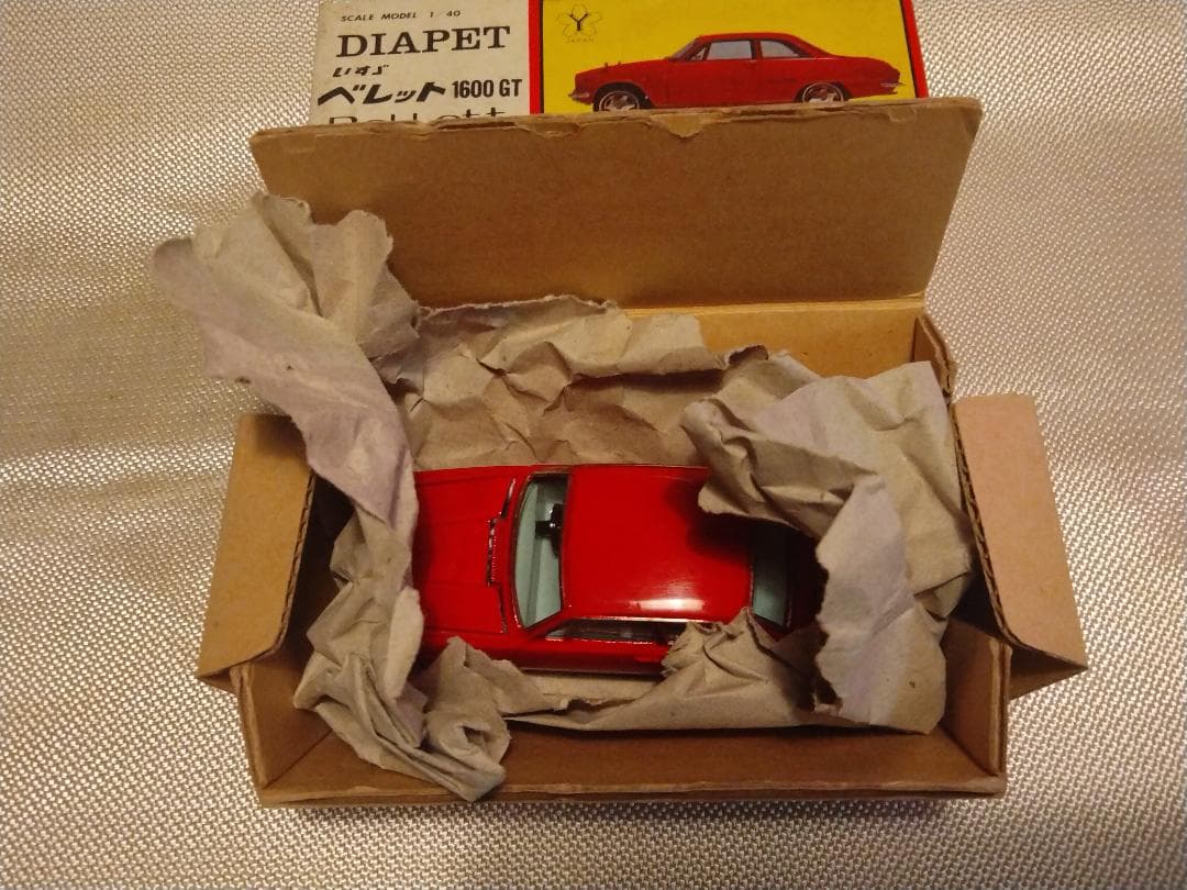 DIAPET ベレット 1600 GT 赤 1/40スケール