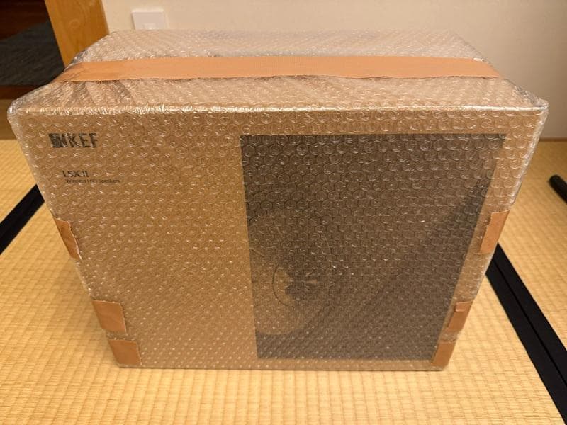 KEF LSX II スピーカー（カーボンブラック）