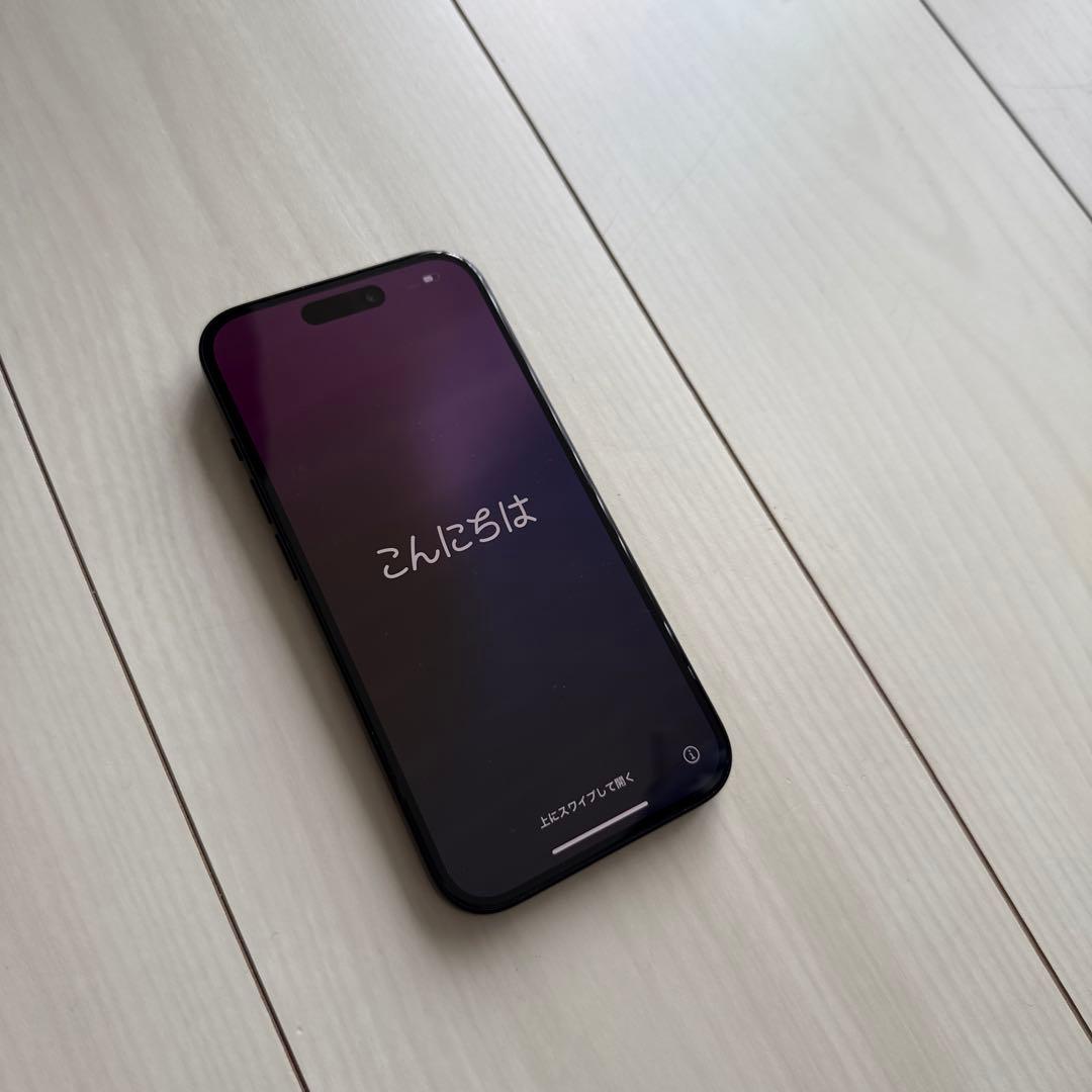 iPhone 15 本体(128GB、ブラック)