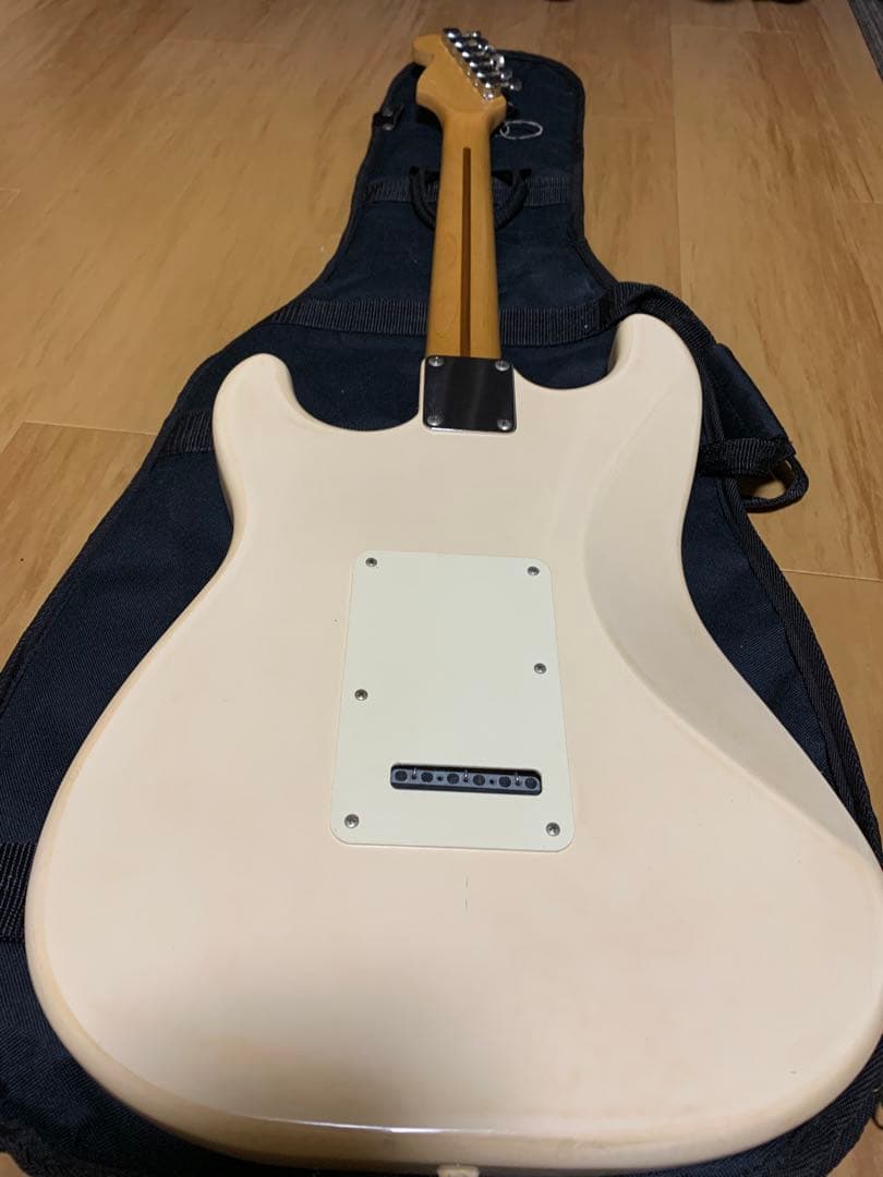 Fender Stratocaster ホワイト メキシコ製