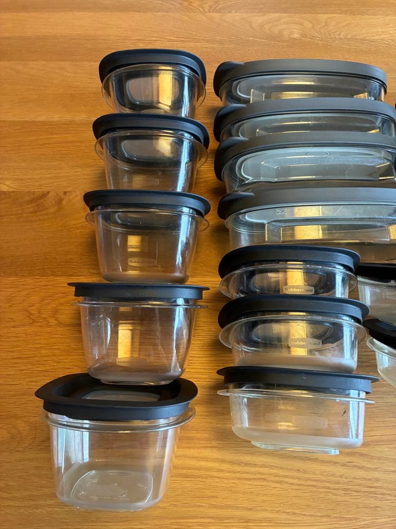 Rubbermaid 保存容器20個