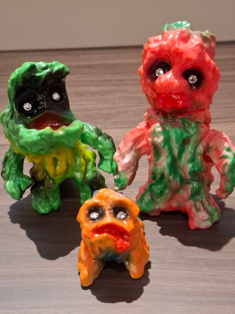 回光商会 エコーショウカイ ドロプシンガガ 緑成型 ミドルサイズ ソフビ