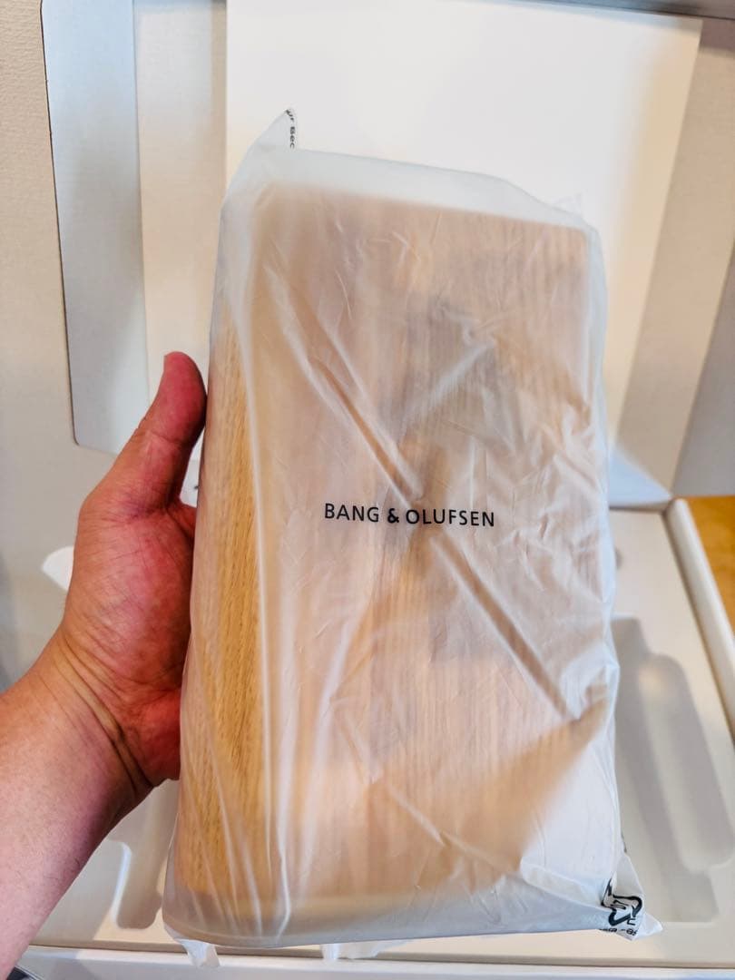 Bang&Olufsen BEOSOUND EMERGE WiFiスピーカー