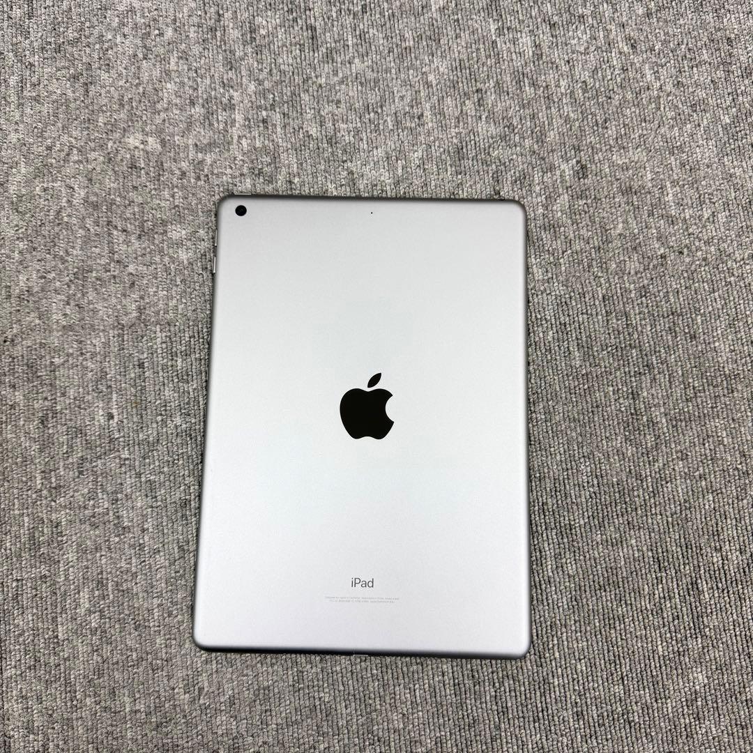 美品iPad 第6世代 (2018) 32GB Wi-Fiモデル スペースグレイ