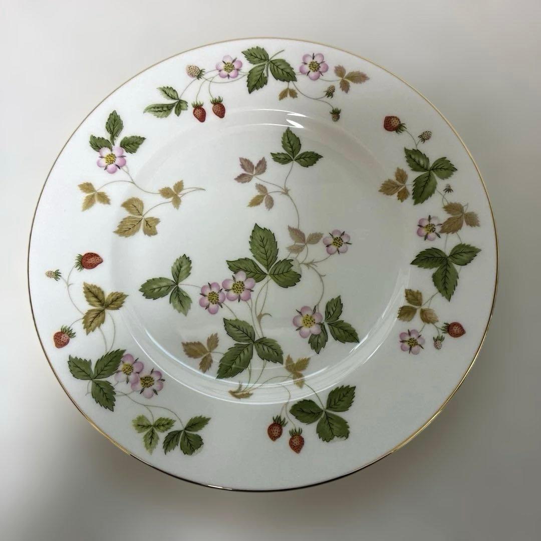 【美品】ウェッジウッド　ワイルドストロベリー　デザートプレート　17.5cm黒壺