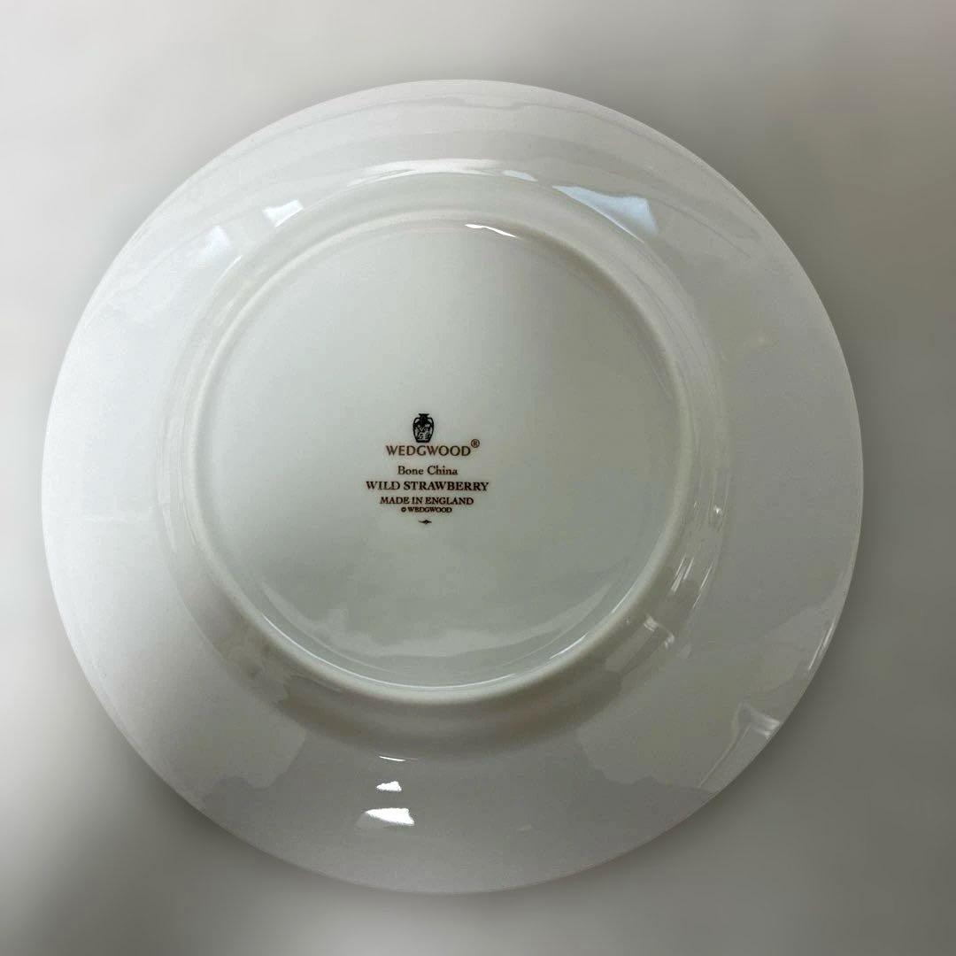 【美品】ウェッジウッド　ワイルドストロベリー　デザートプレート　17.5cm黒壺