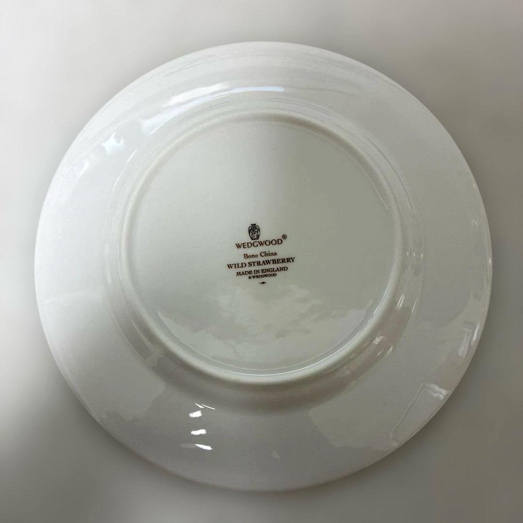 【美品】ウェッジウッド　ワイルドストロベリー　デザートプレート　17.5cm黒壺
