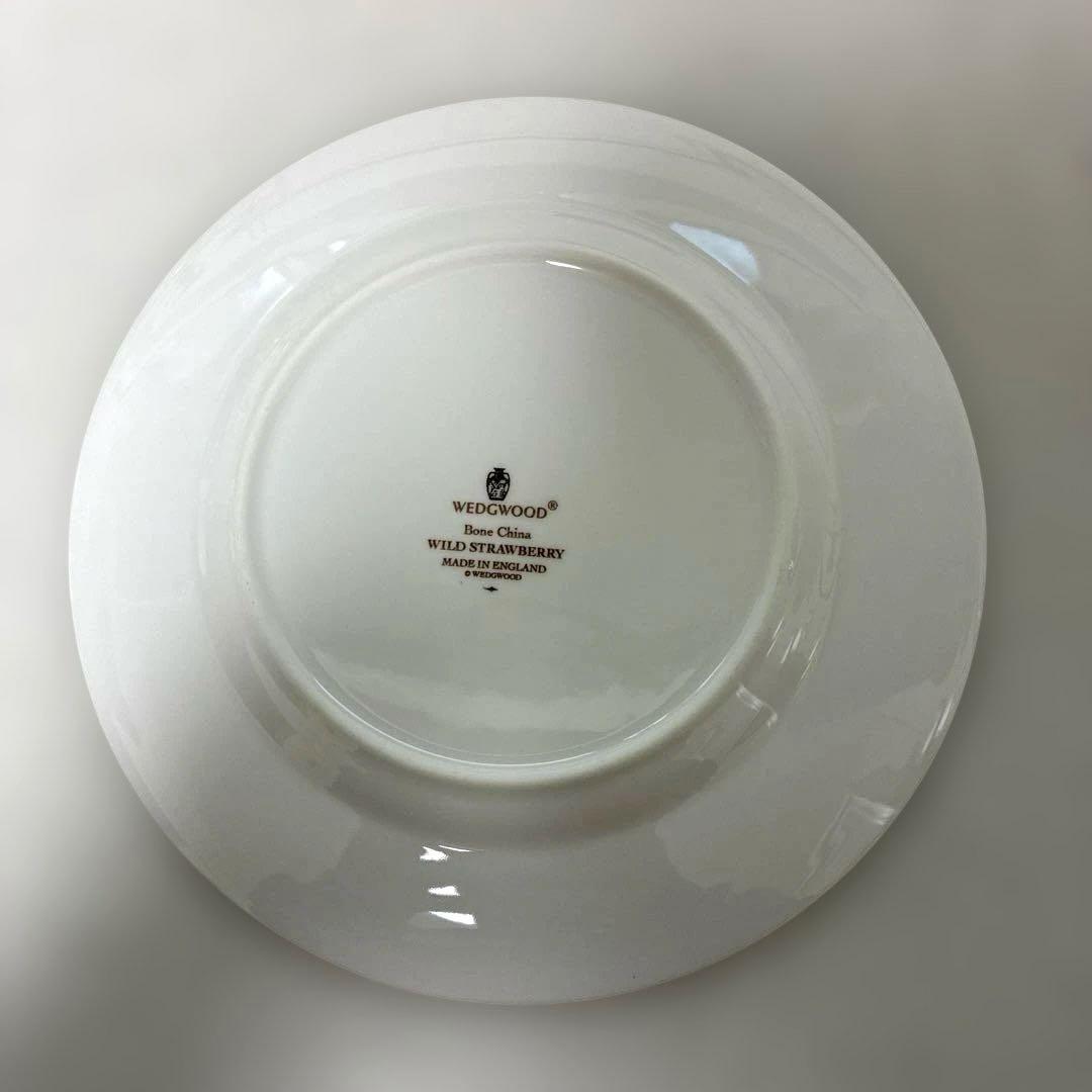 【美品】ウェッジウッド　ワイルドストロベリー　デザートプレート　17.5cm黒壺