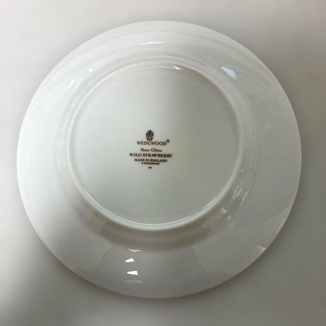 【美品】ウェッジウッド　ワイルドストロベリー　デザートプレート　17.5cm黒壺