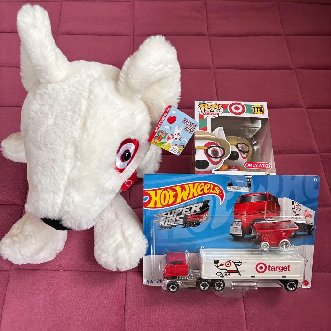 即完売Bullseye ぬいぐるみとホットウィール　funko pop セット