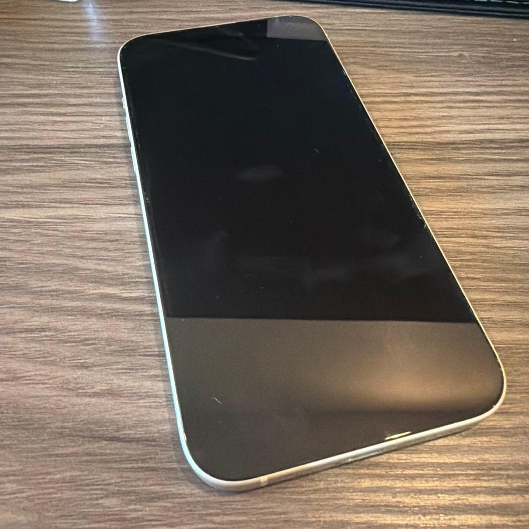 Apple iPhone 15 plus 本体　256gb simフリー