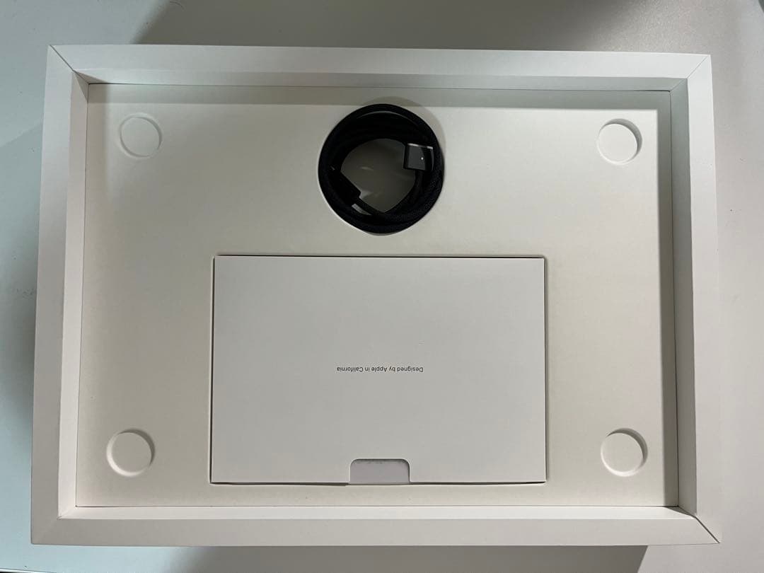 Apple MacBook Pro M3 14インチ (2023)