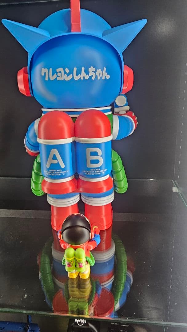 クレヨンしんちゃんMEGA SPACE MOLLY 400% + 100%開封品