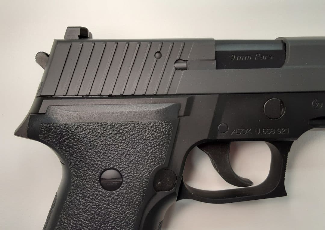 SIG SAUER P226 RAIL (東京マルイ製ガスブローバック)