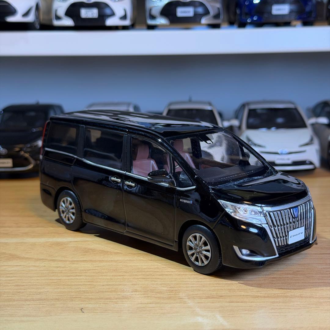【非売品】トヨタ エスクァイア 80後期 カラーサンプルミニカー 1/30