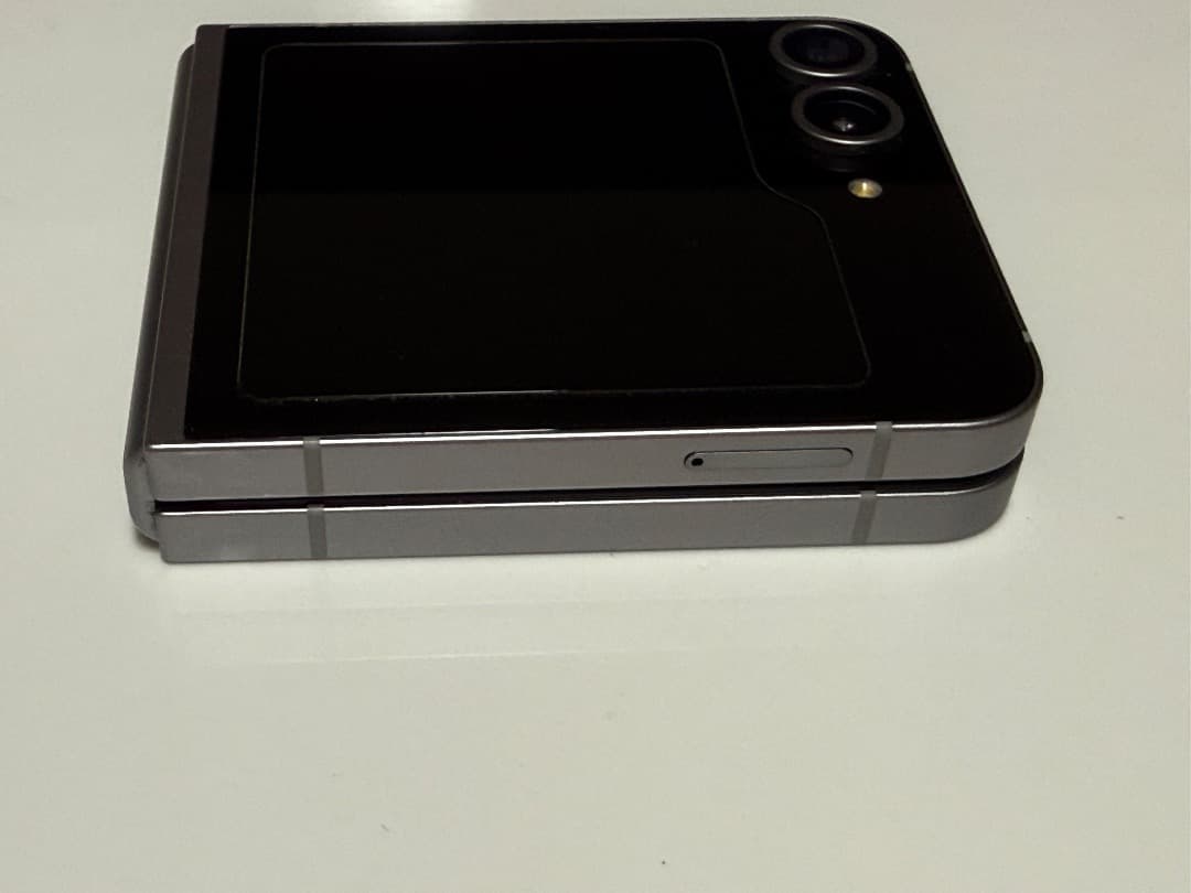 Galaxy Z Flip6 シルバー 512GB A-39