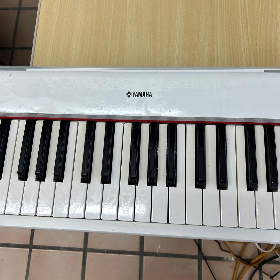 Yamaha 電子キーボード 61鍵 ホワイト　NP-12
