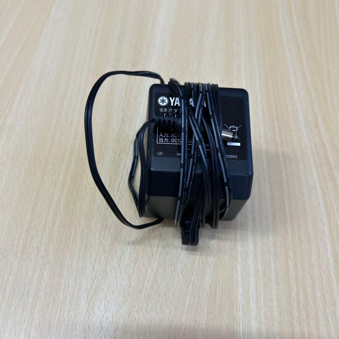 Yamaha 電子キーボード 61鍵 ホワイト　NP-12