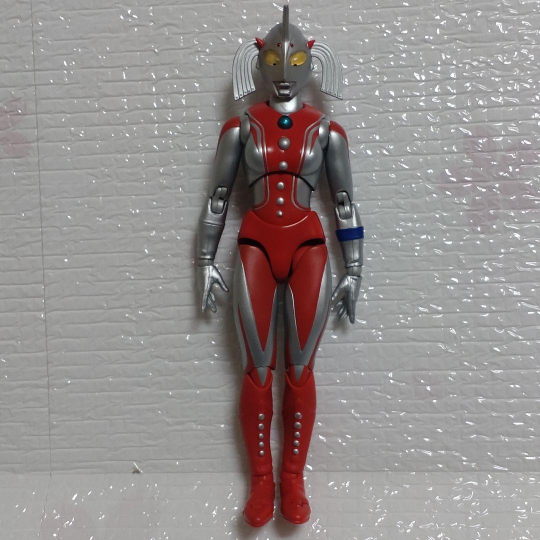 ウルトラアクト　ウルトラの母