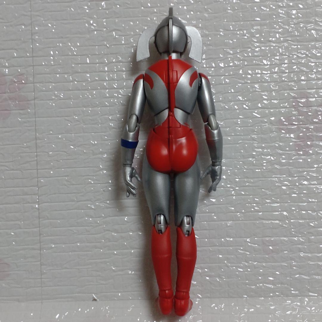 ウルトラアクト　ウルトラの母