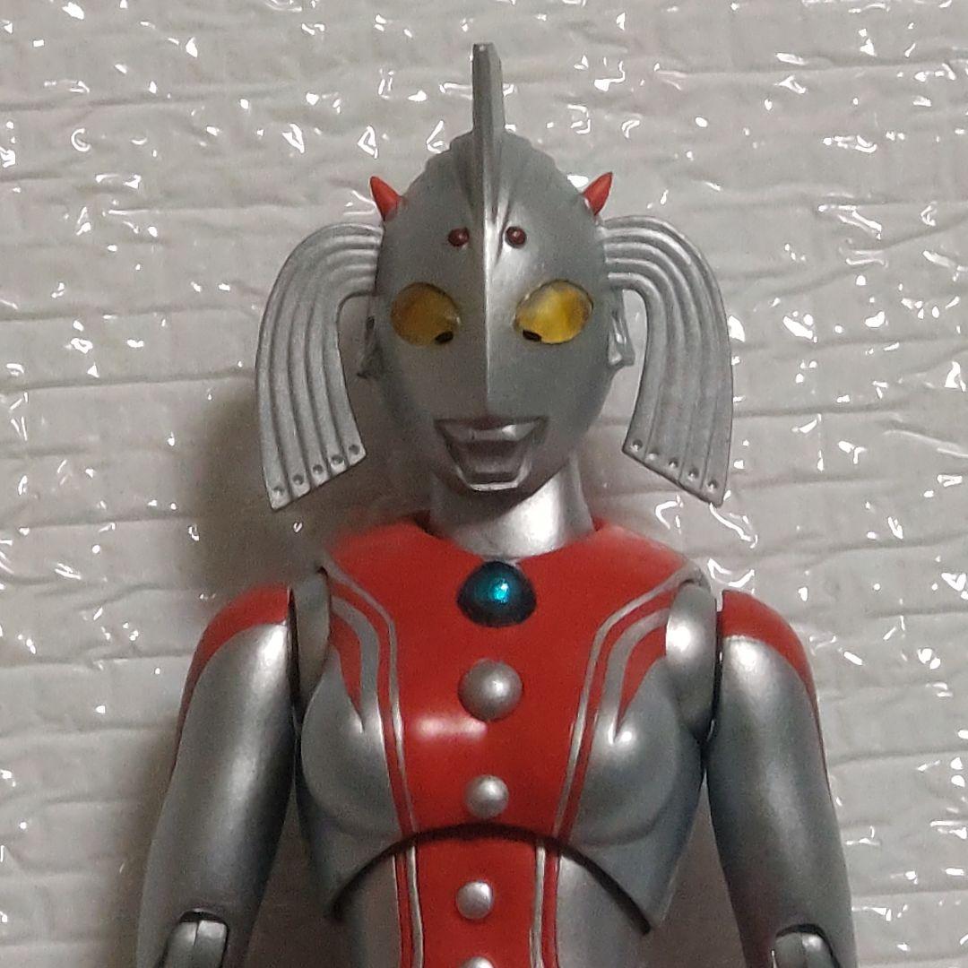 ウルトラアクト　ウルトラの母