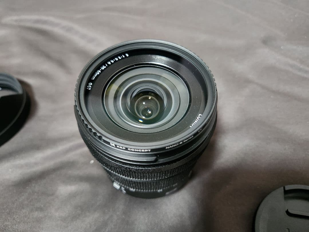 LUMIX 20-60mm F3.5-5.6 Lマウント