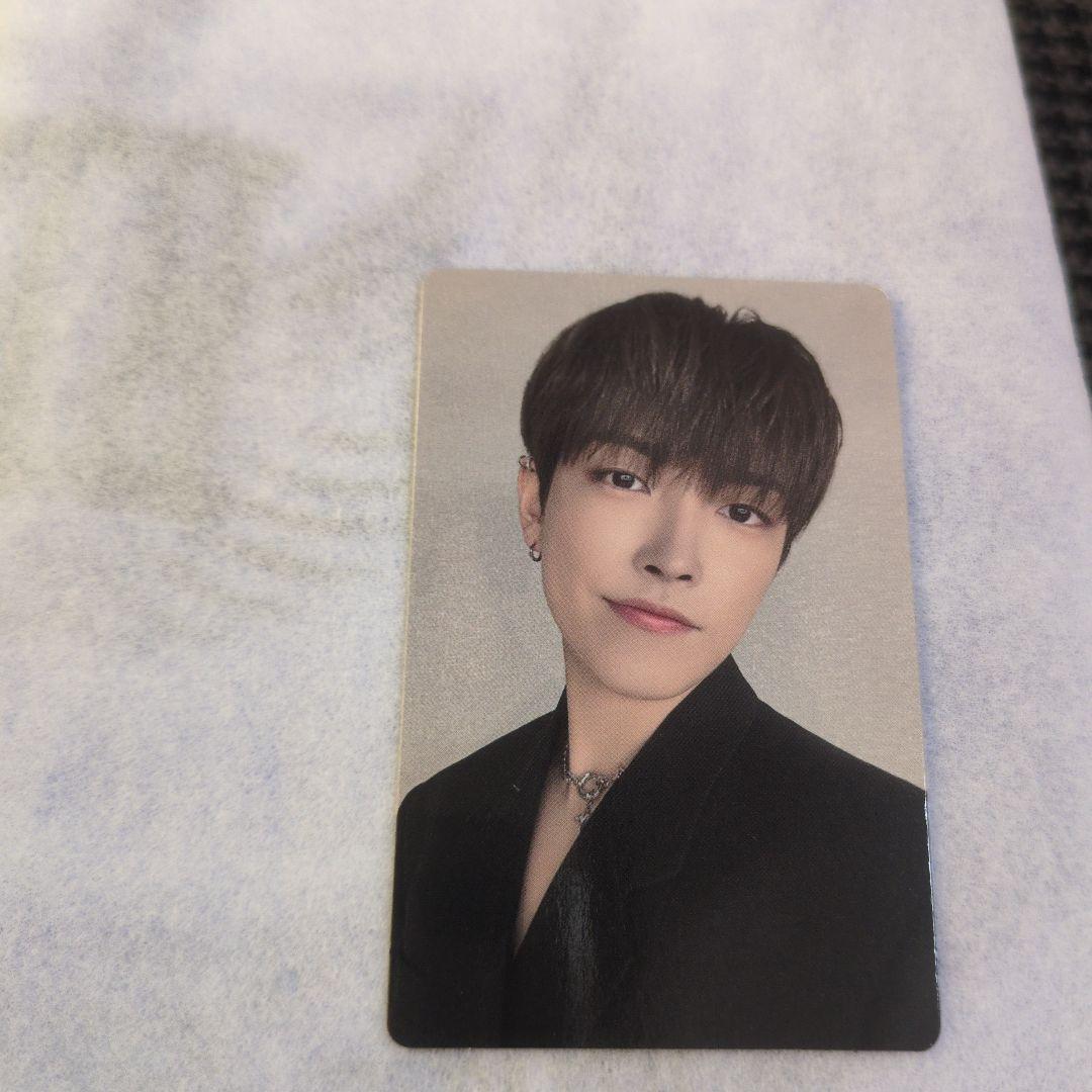 ATEEZ ホンジュン　香水