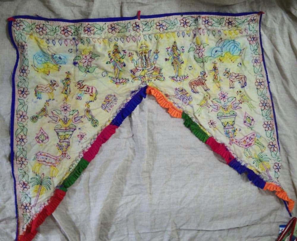 【訳あり】タペストリー　インド刺繍　トーラン　インドのれん　ヴィンテージ