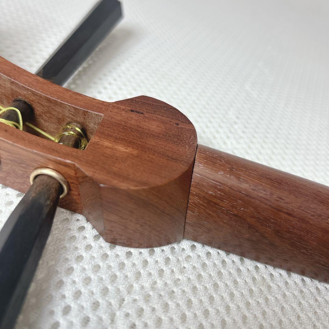 地唄　三味線　太棹　破れあり　ハードケース付　　ジャンク　3分割