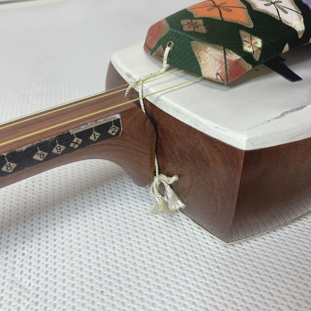 地唄　三味線　太棹　破れあり　ハードケース付　　ジャンク　3分割