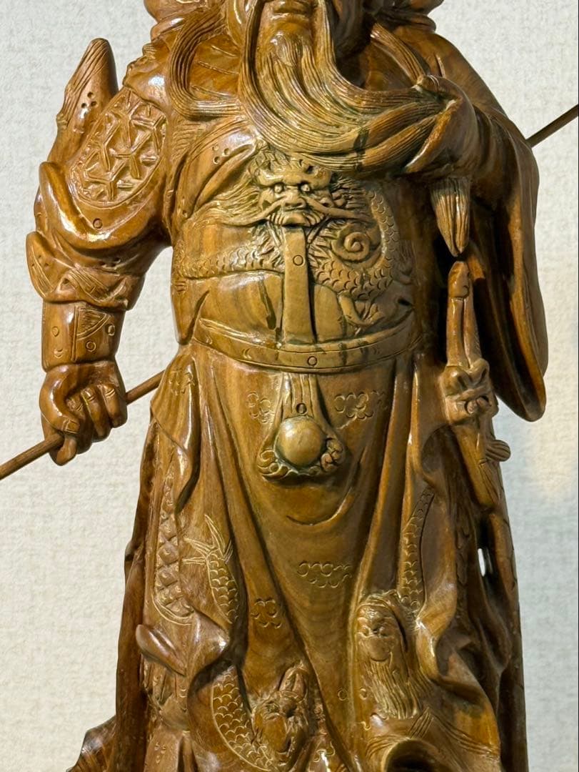 関羽　三国志　彫刻　一刀彫り　置物　インテリア