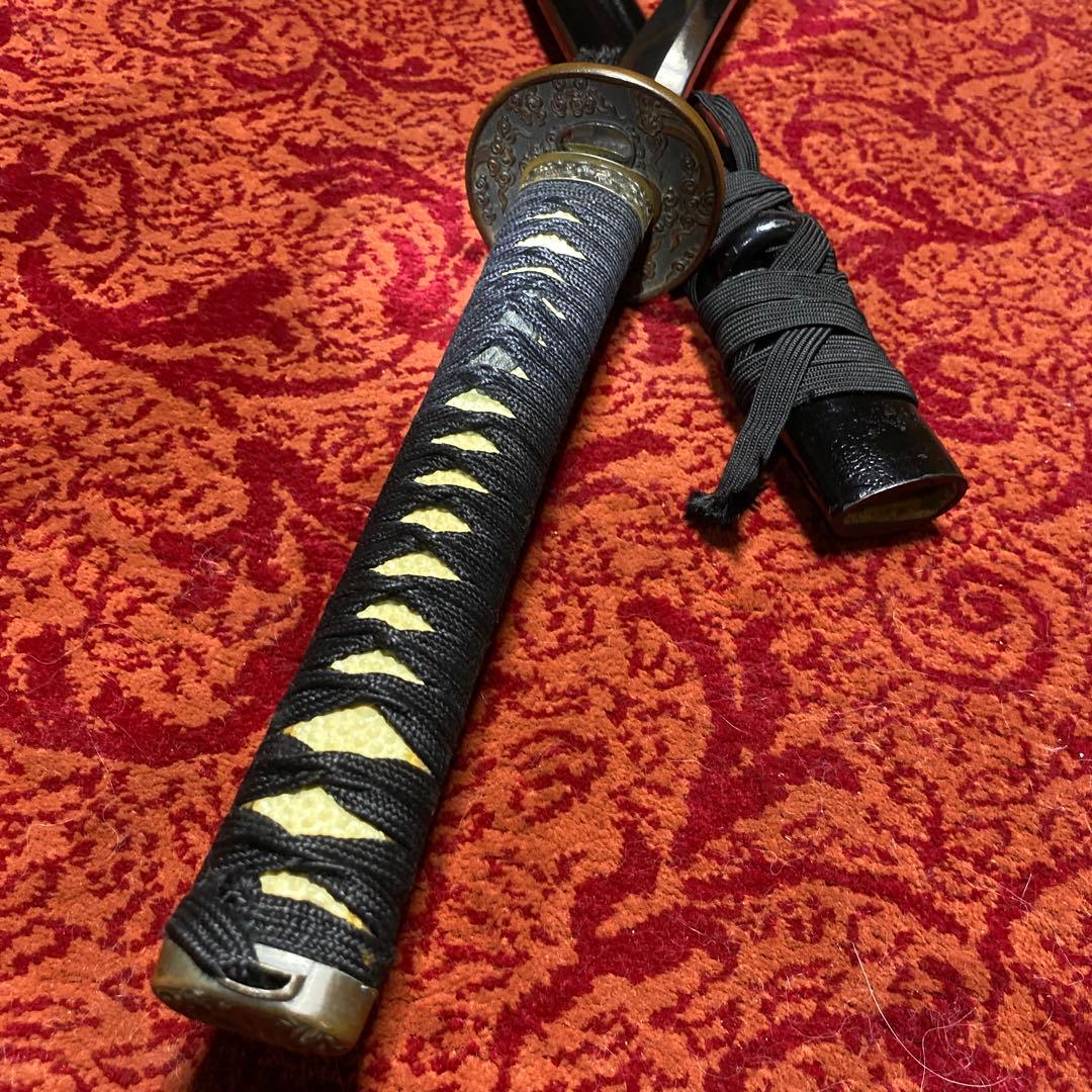 模造刀 黒柄 雲龍楕円鍔 黒鞘 直刃文